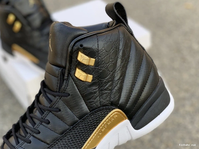Black Air 'Reptile' Metallic Gold-White Jordan AO6068-007 Retro 12 0809